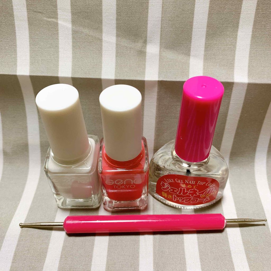 ジェルネイルのようなトップコート/DAISO/マニキュアを使ったクチコミ（2枚目）