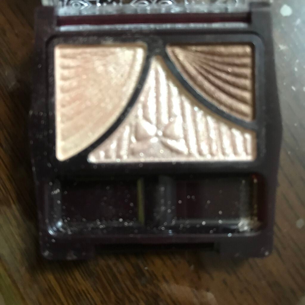 たねか on LIPS 「とても可愛いアイシャドウです。#あざとメイク#はじめての投稿..」(5枚目)