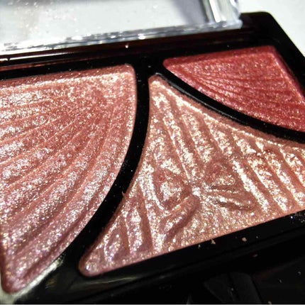 ジューシーピュアアイズ/キャンメイク/アイシャドウパレットを使ったクチコミ(3枚目)