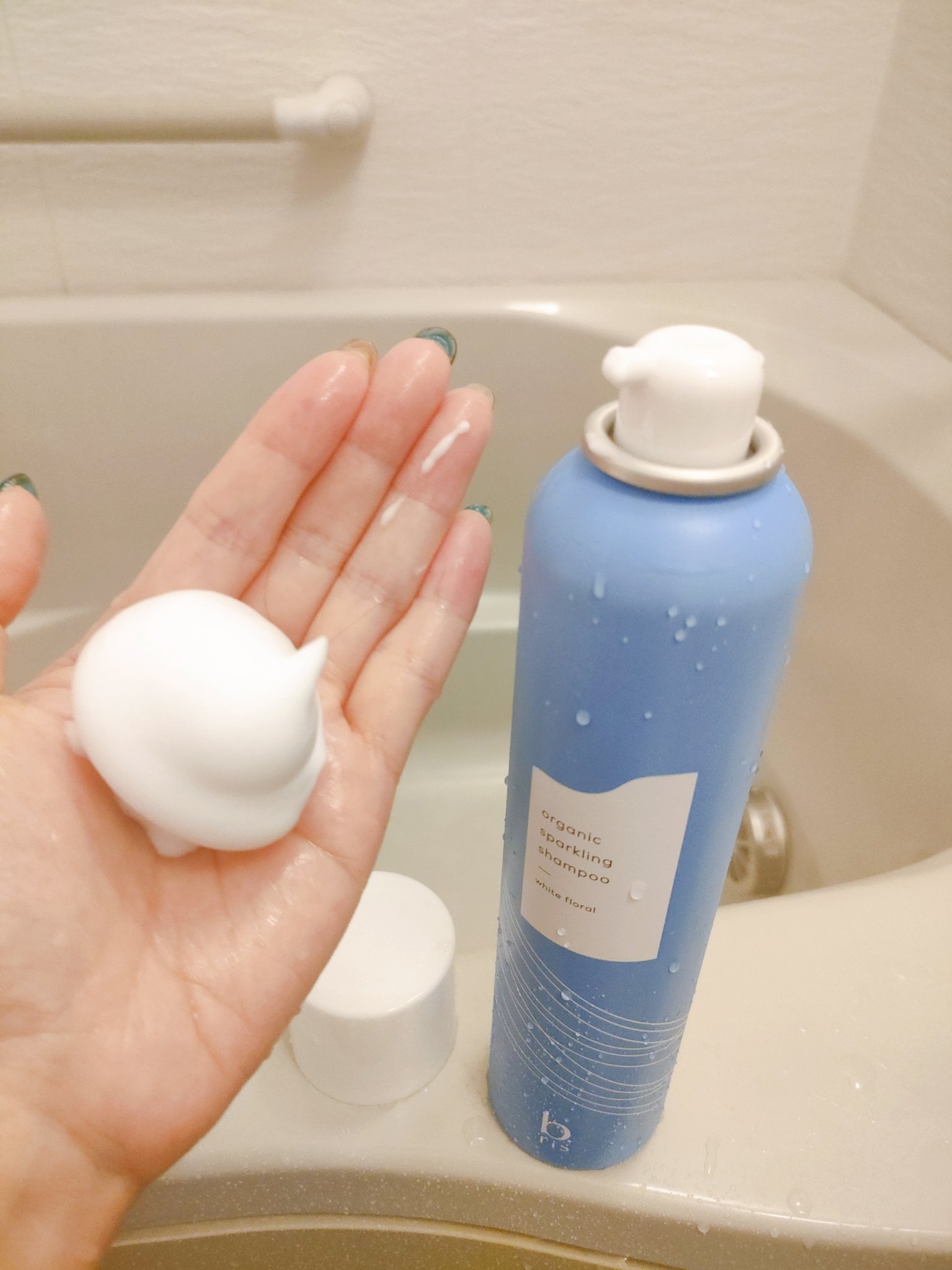 オーガニックスパークリングシャンプー/b.ris/市販シャンプーを使ったクチコミ（2枚目）