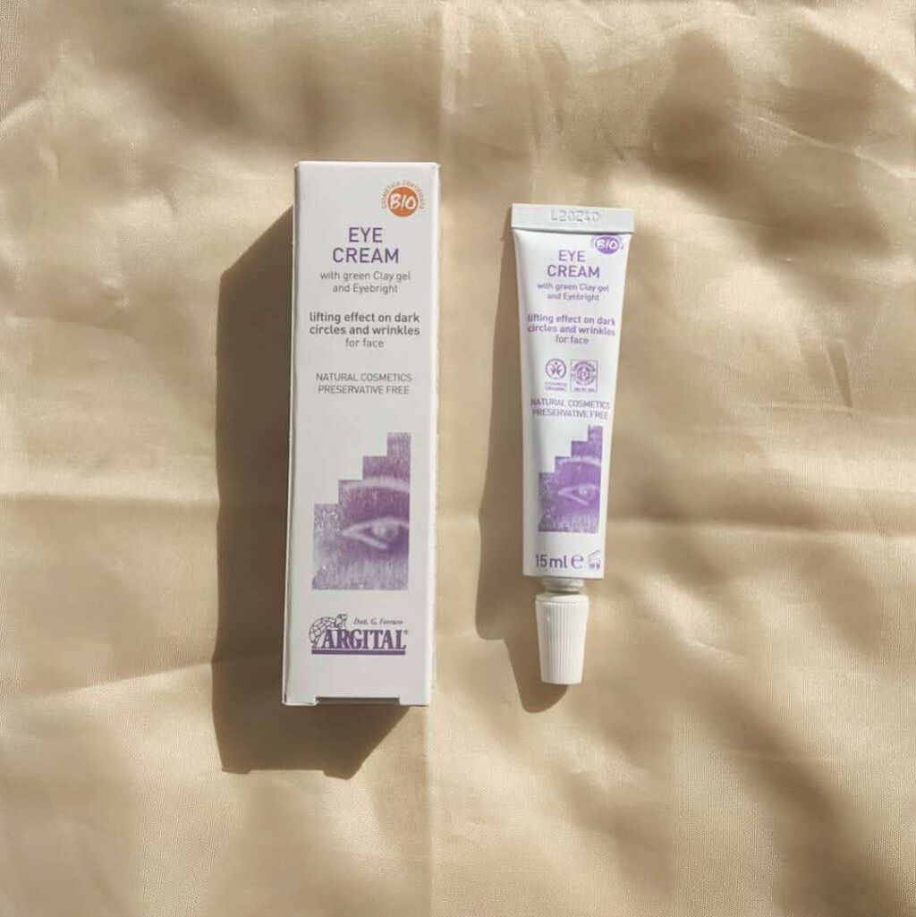 ARGITAL アイブライトクリームのクチコミ「✔アルジタル アイブライトクリーム
最近、朝にアルジタルのプロポリスクリームを使用しているので.....」（1枚目）