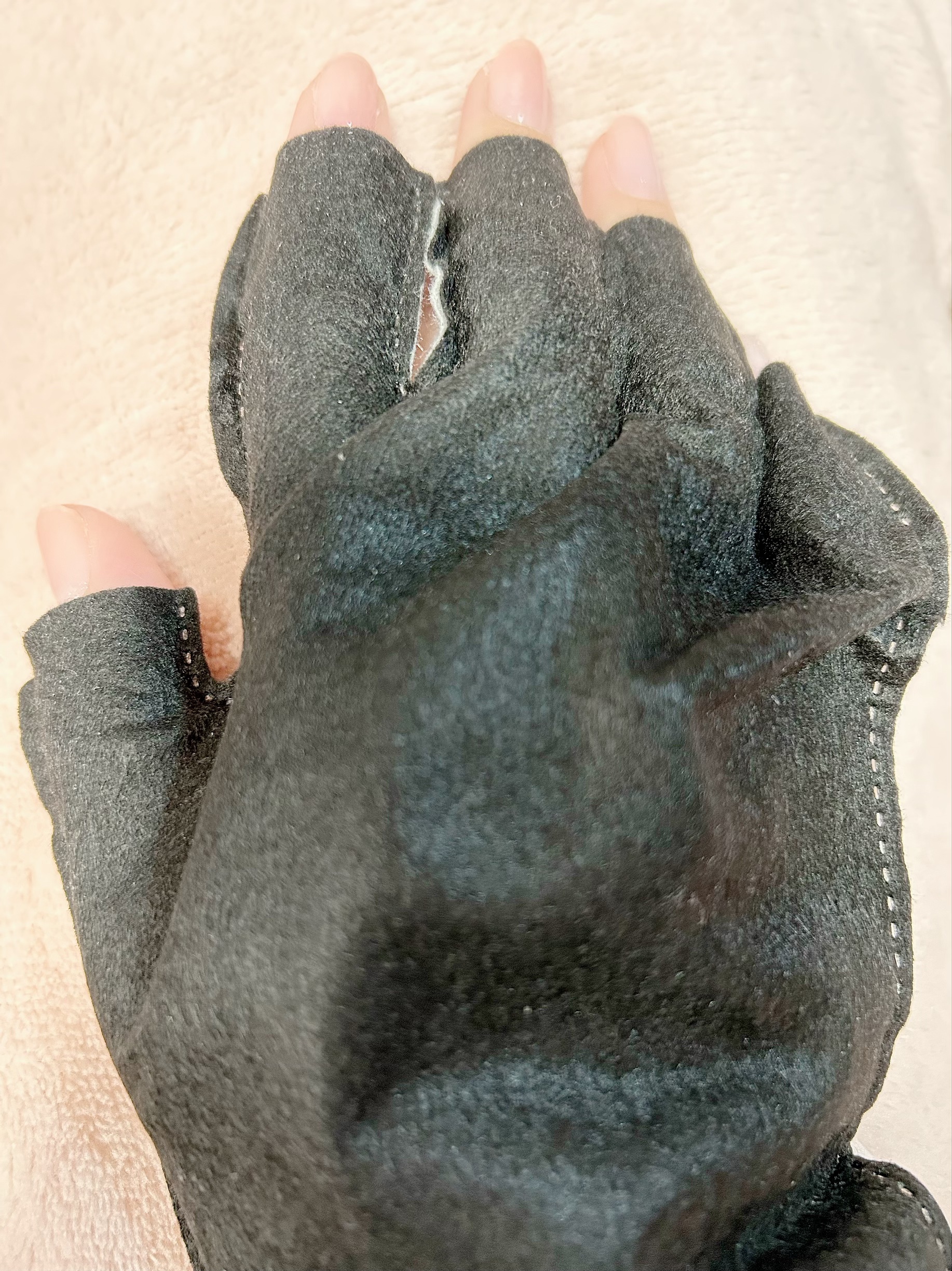 セリア UVカットネイルアートグローブ