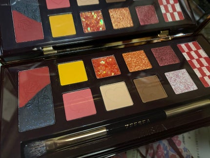 アリスドリームランドシリーズ 12色アイシャドウパレット(ZEESEA×大英博物館)/ZEESEA/アイシャドウパレットを使ったクチコミ(2枚目)