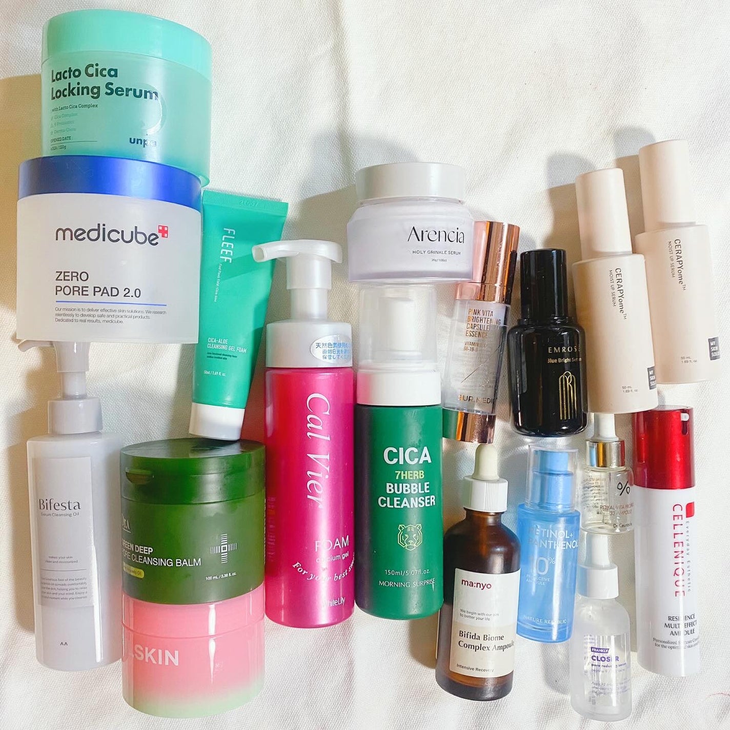 モンちゃ on LIPS 「#最近の使い切り沢山あるので特に好きなやつをご紹介🤲#APRI..」(1枚目)