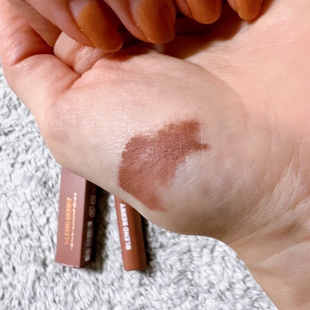 ニュアンスオン3Dアイブロウマスカラ/BLEND BERRY/眉マスカラを使ったクチコミ(5枚目)