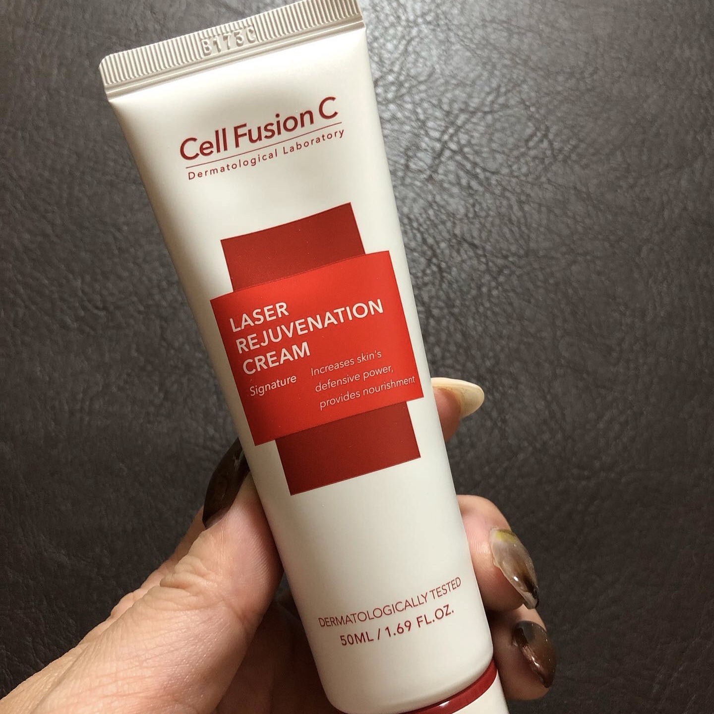 LASER REJUVENATION CREAM/Cell Fusion C(セルフュージョンシー)/フェイスクリームを使ったクチコミ（2枚目）