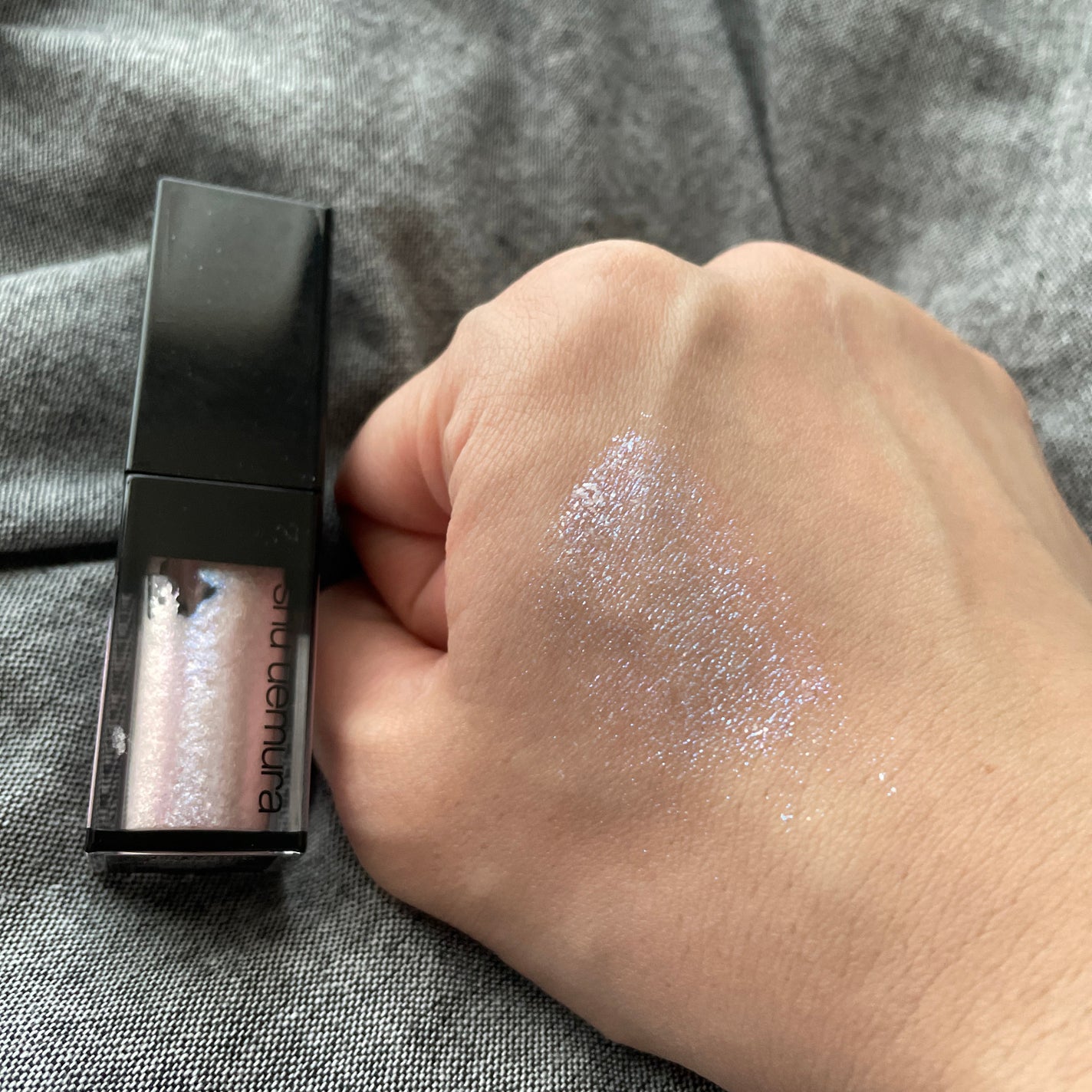 アイ フォイル/shu uemura/リキッドアイシャドウを使ったクチコミ(1枚目)