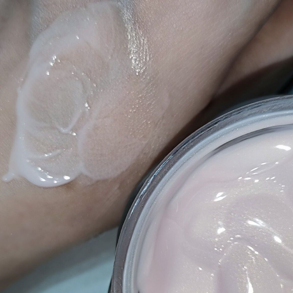 ローズウォーターインオイル/SABON/ミスト状化粧水を使ったクチコミ(4枚目)