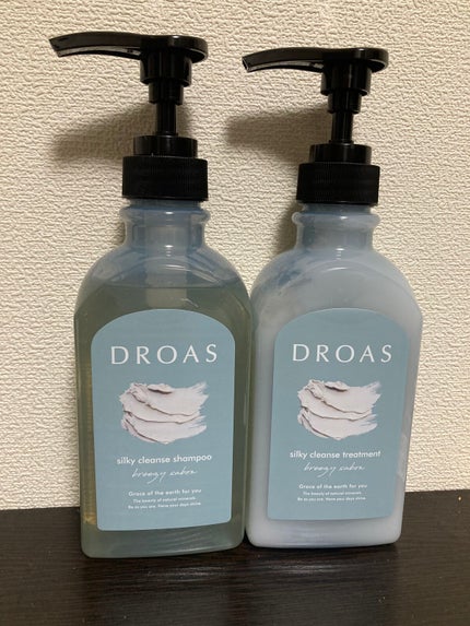 DROAS シルキークレンズシャンプー/トリートメントのクチコミ「DROAS
シルキークレンズシャンプー/トリートメント
DROASシリーズ最高峰の指通り
.....」(1枚目)