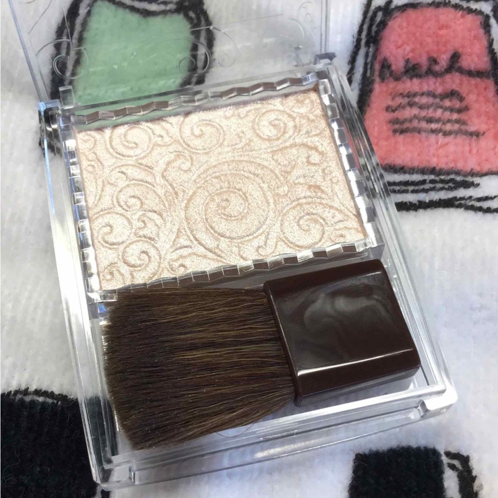 パールグロウハイライト/CEZANNE/パウダーハイライトを使ったクチコミ(2枚目)