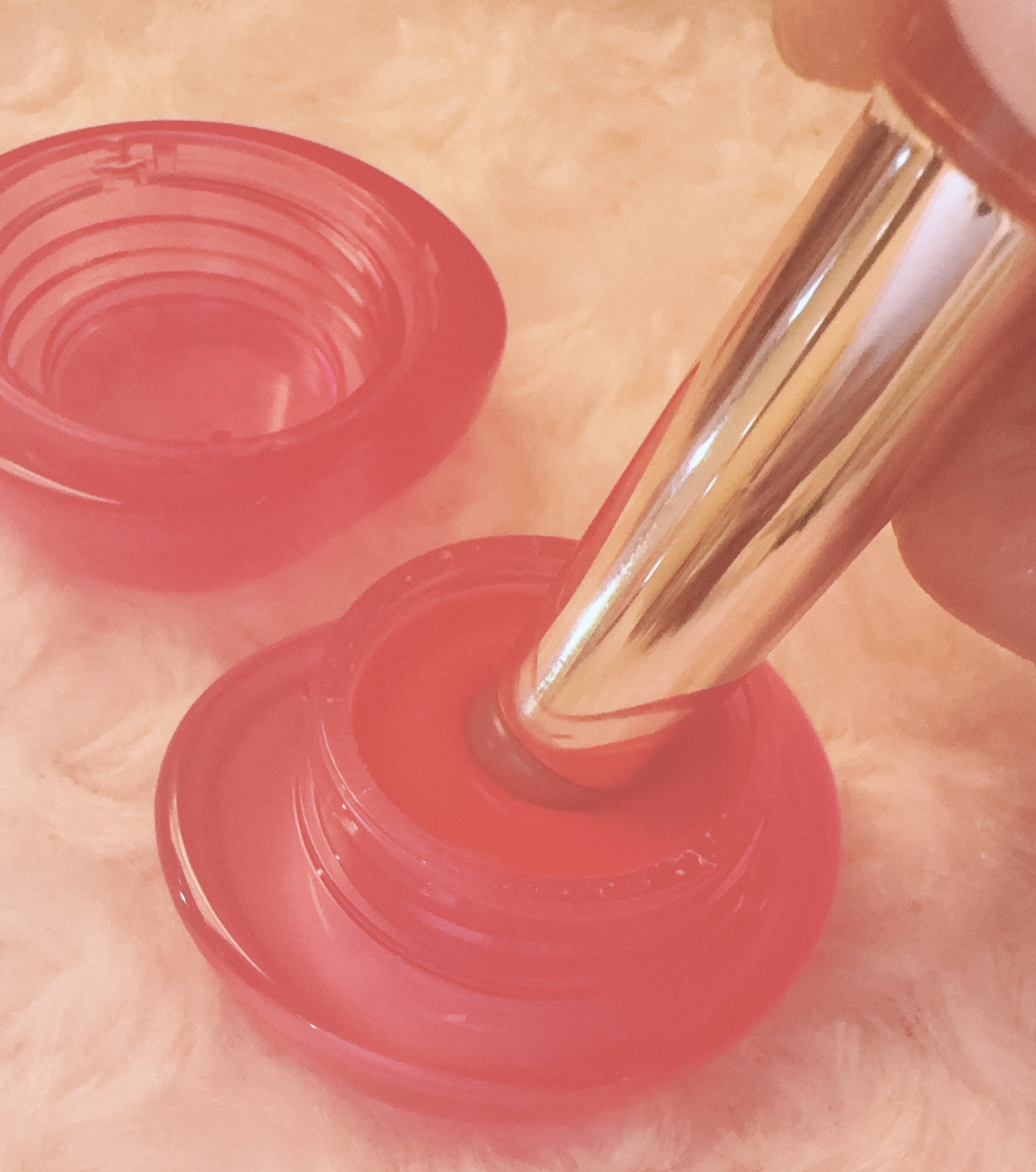 フィー リップアンドチーク グローイジェリーポット/fwee/リップグロスを使ったクチコミ（2枚目）