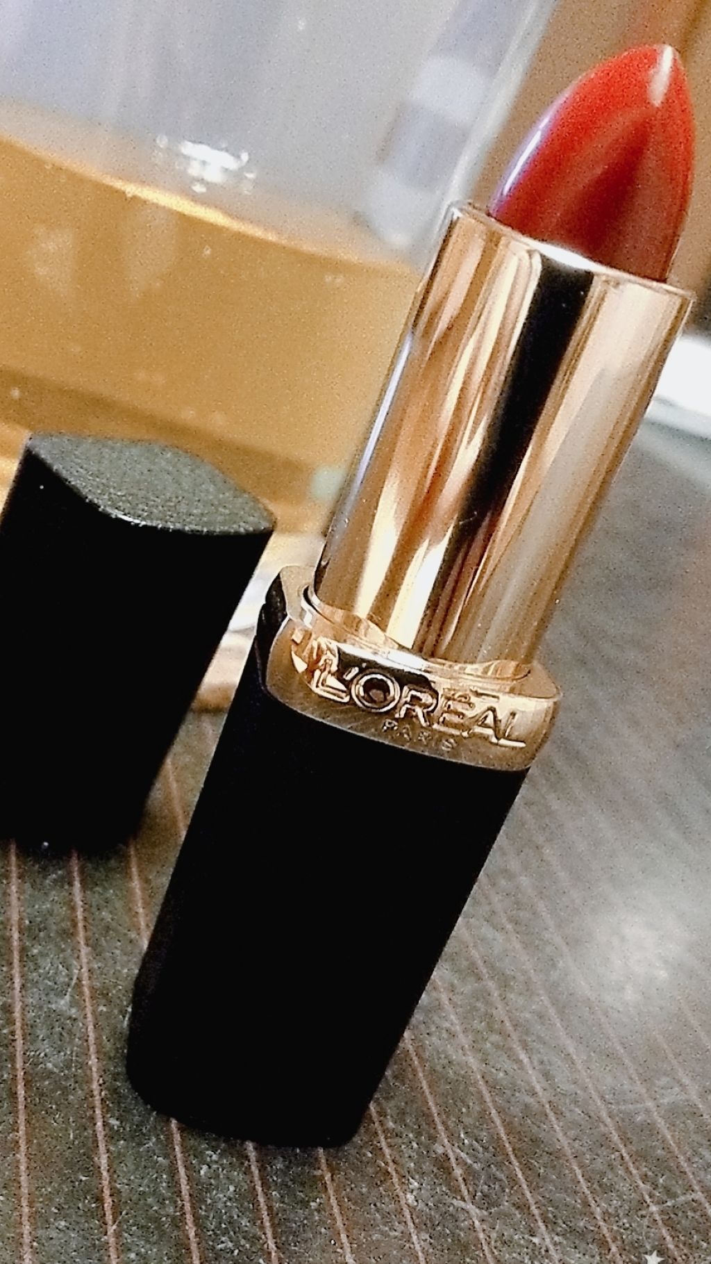 カラーリッシュモイストマットN/ロレアル パリ/口紅を使ったクチコミ(1枚目)