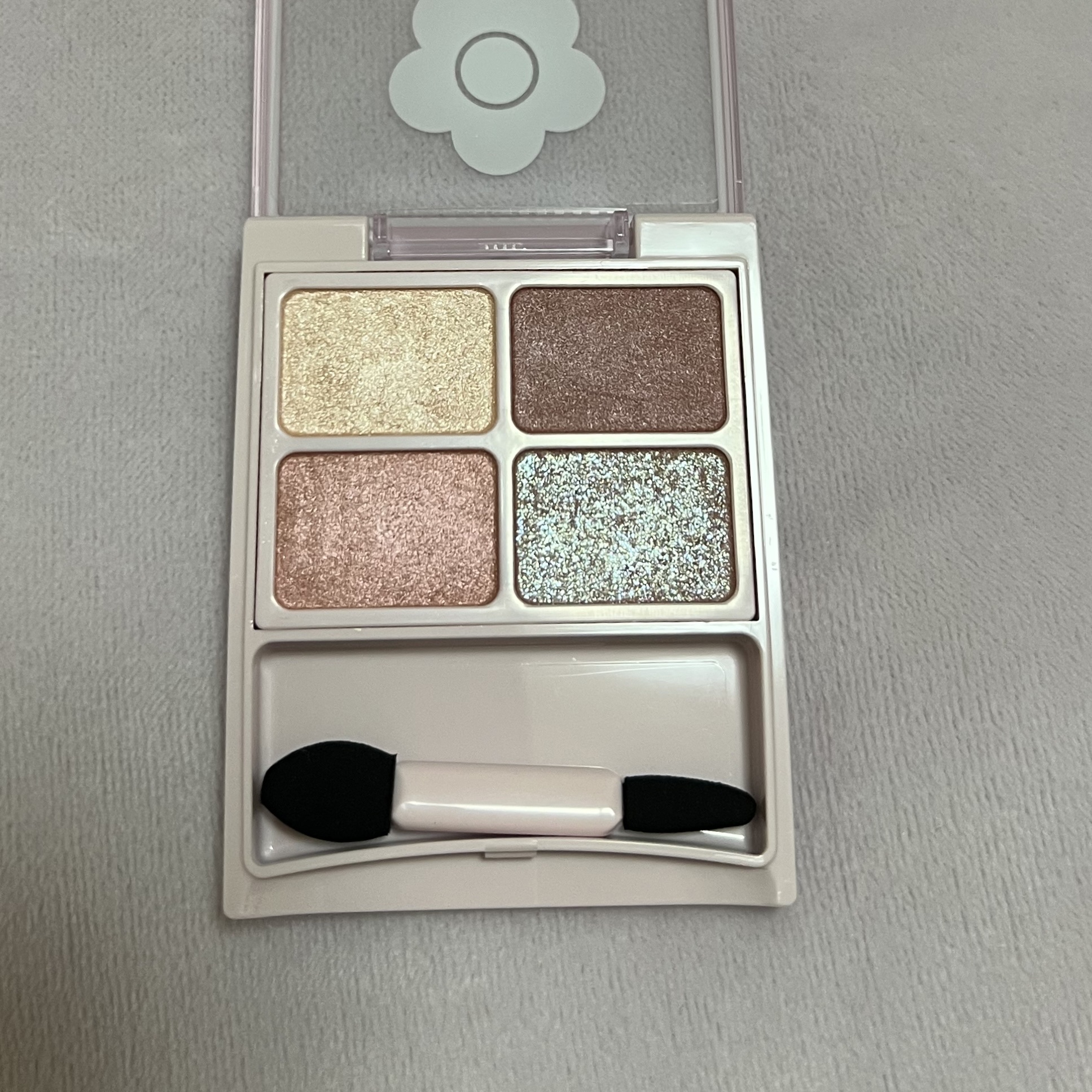 デイジードール アイカラー パレット PK-03 マーガレットピンク/DAISY DOLL by MARY QUANT/アイシャドウパレットを使ったクチコミ（1枚目）