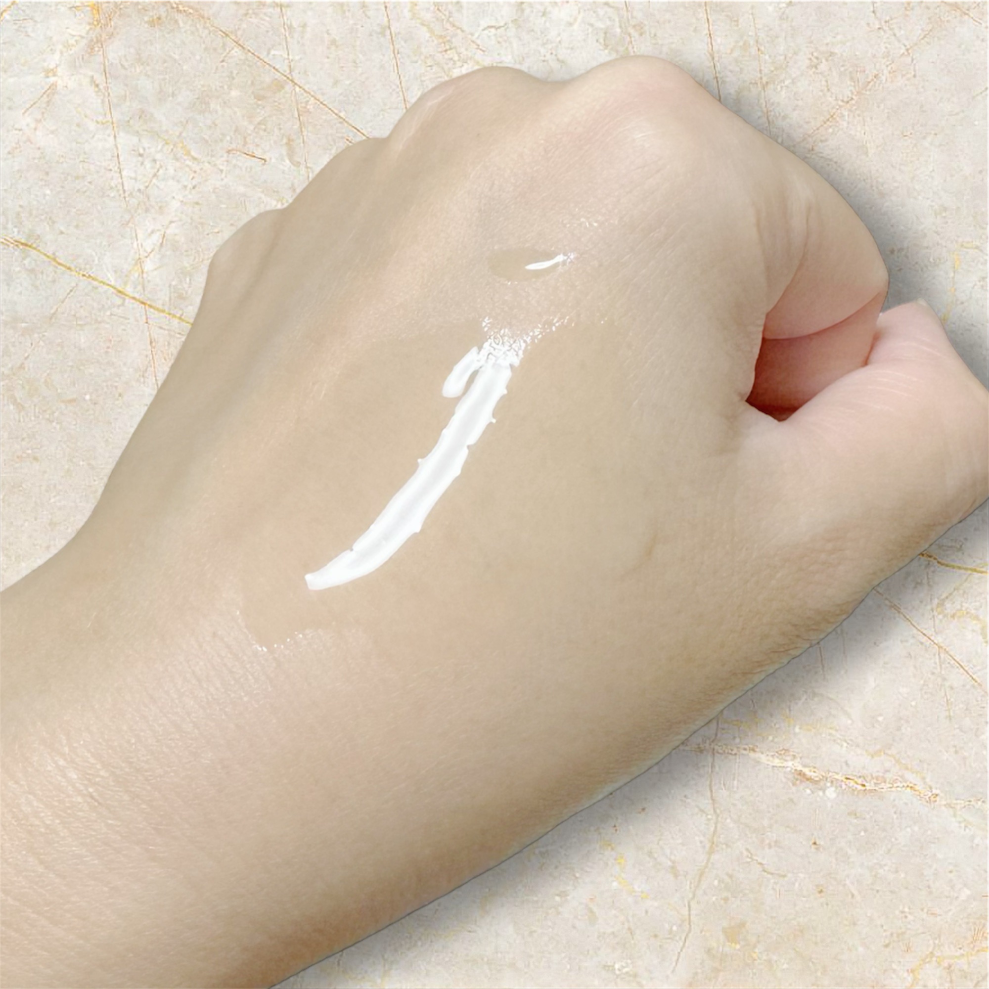 スノーエッセンス/Bearea/美容液を使ったクチコミ（2枚目）