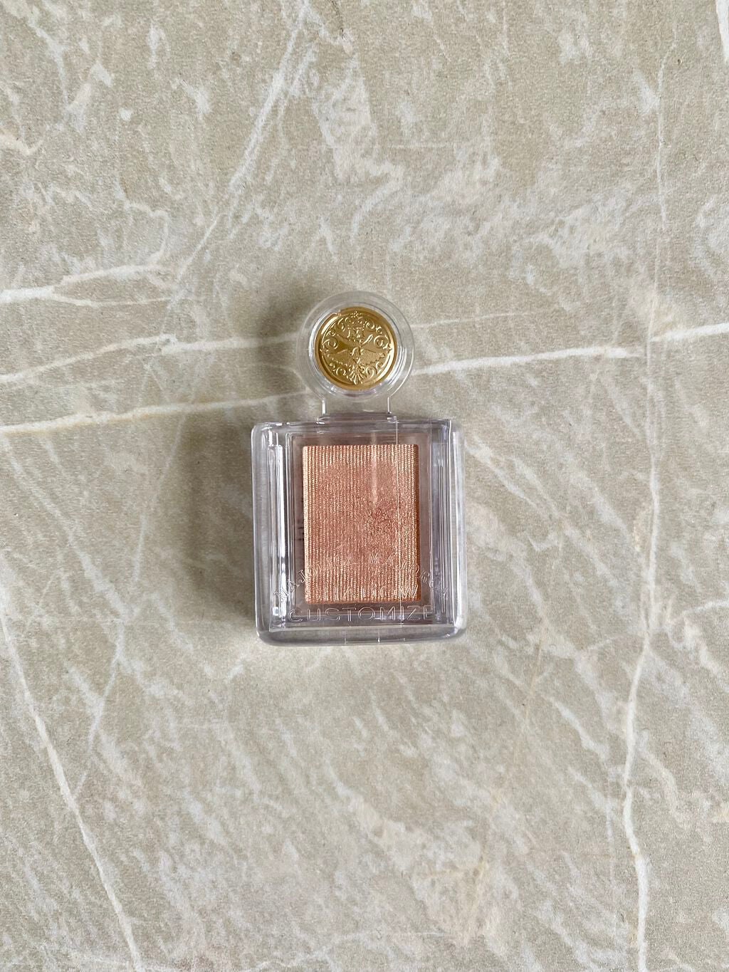 シャドーカスタマイズ/MAJOLICA MAJORCA/単色アイシャドウを使ったクチコミ(1枚目)