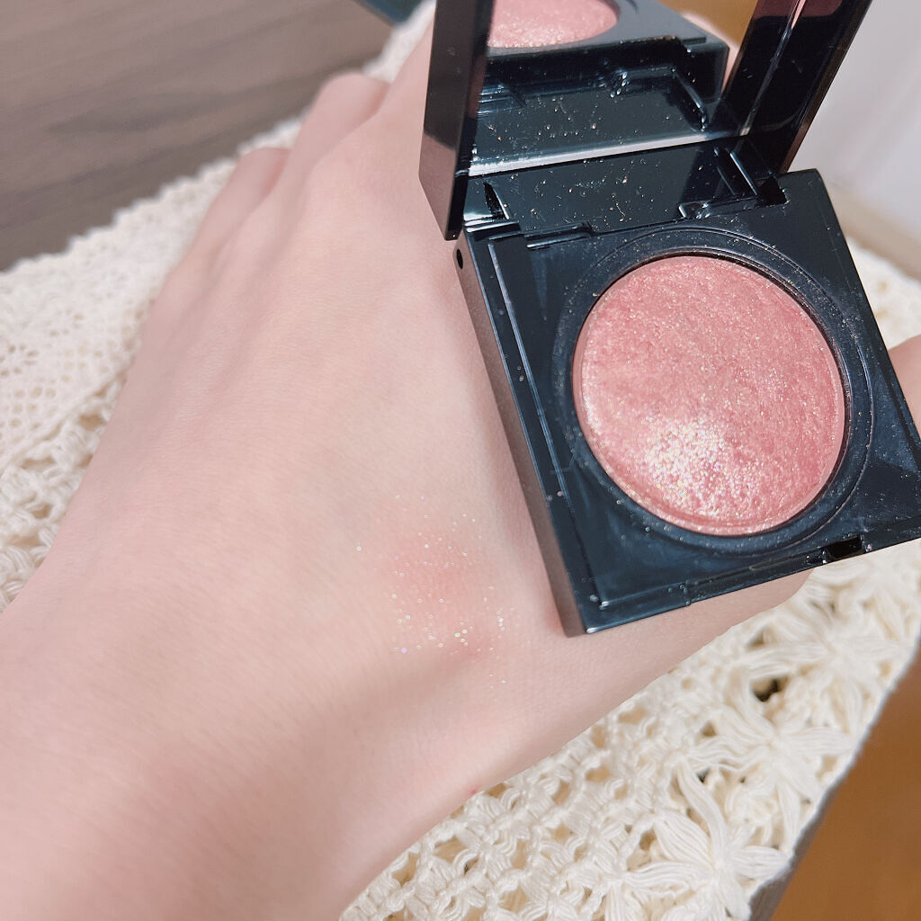 プリズム エアー シャドウ 16 CORAL/CLIO/単色アイシャドウを使ったクチコミ（3枚目）