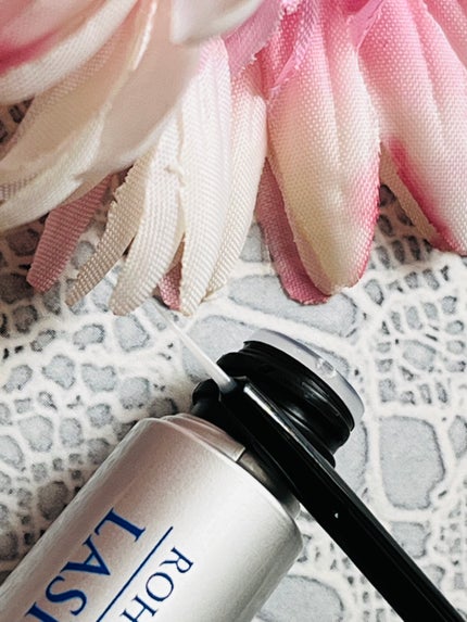 ラッシュリッチアイラッシュセラム/ロート製薬/まつげ美容液を使ったクチコミ(4枚目)