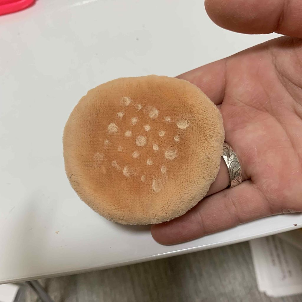 フィニッシングパウダー/チャコット・コスメティクス/ルースパウダーを使ったクチコミ（2枚目）