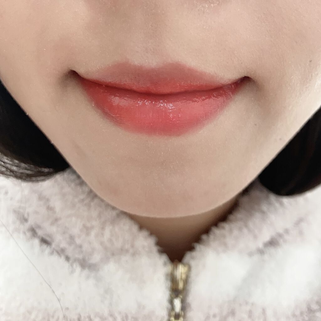 ディオール アディクト リップ グロウ 033 コーラル ピンク (スプリング コレクション2022数量限定色)（生産終了）/Dior/リップバームを使ったクチコミ（3枚目）