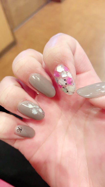 なるちゃん on LIPS 「記録用として過去ネイル💅#ジェルネイル#ネイル#基本派手目#可..」(6枚目)