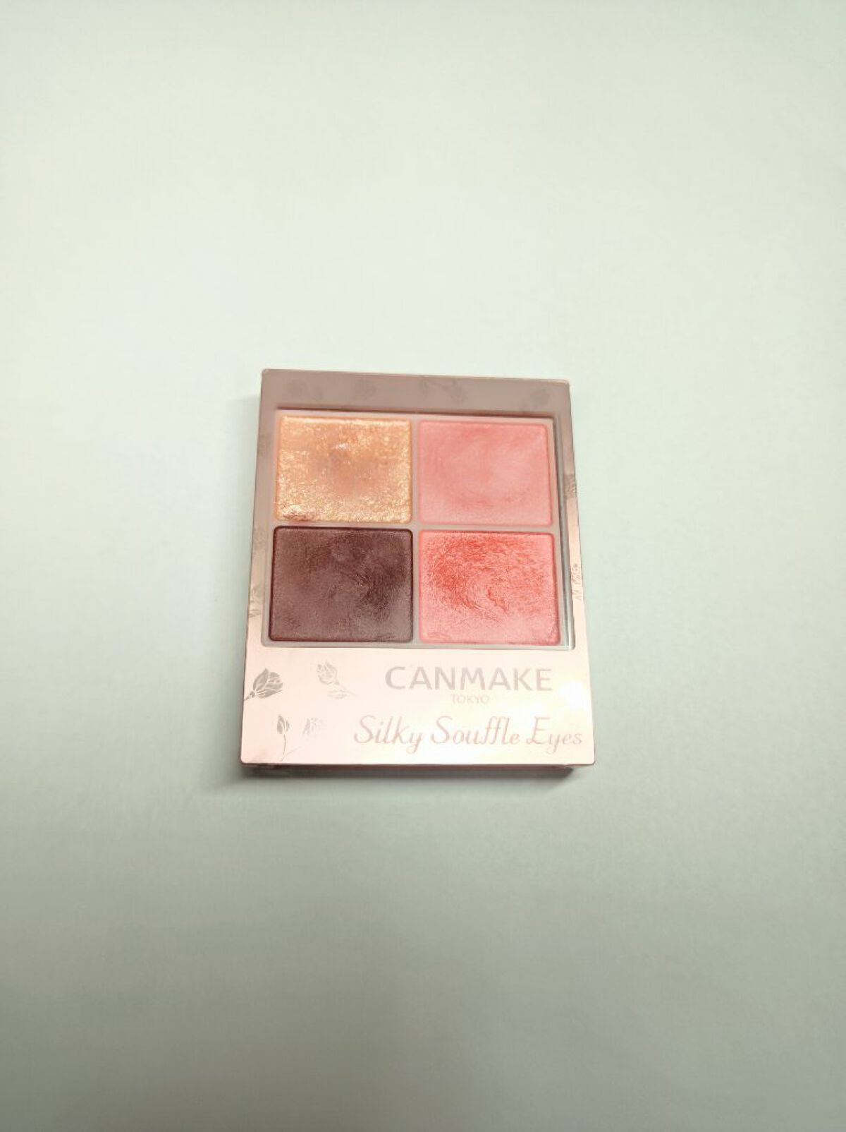 シルキースフレアイズ（マットタイプ）/キャンメイク/アイシャドウパレットを使ったクチコミ（1枚目）