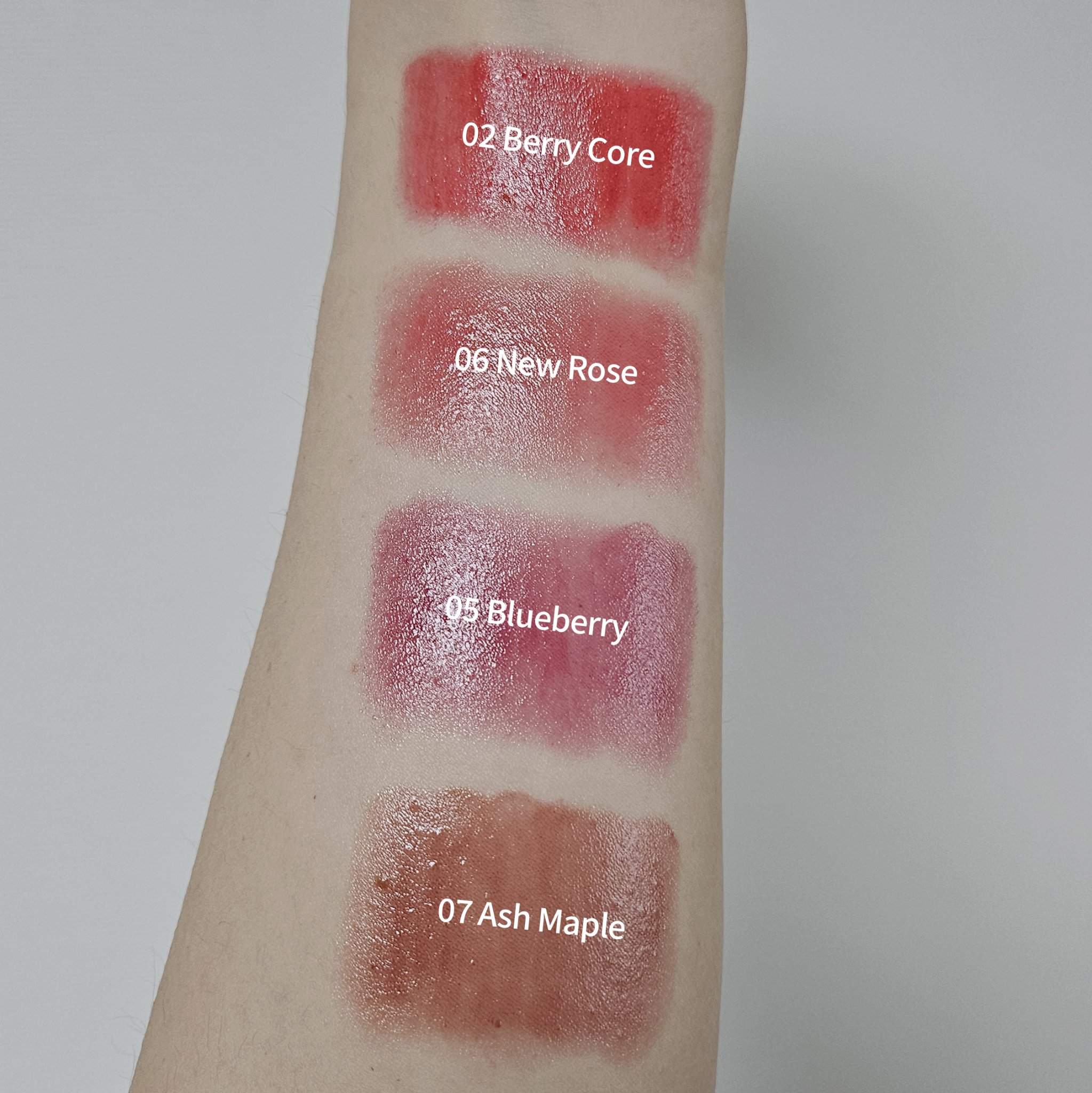 ノーウェアリップスティック バーミンググロー/espoir/口紅を使ったクチコミ（2枚目）