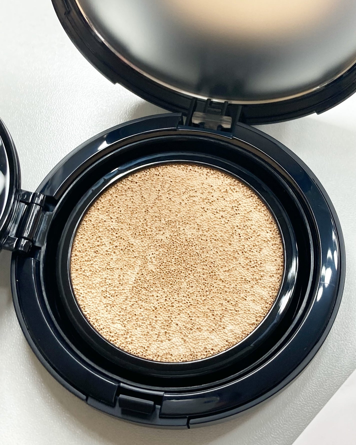 レブロン カラーステイ ロングウェア UV クッション ファンデーション/REVLON/クッションファンデーションを使ったクチコミ(7枚目)