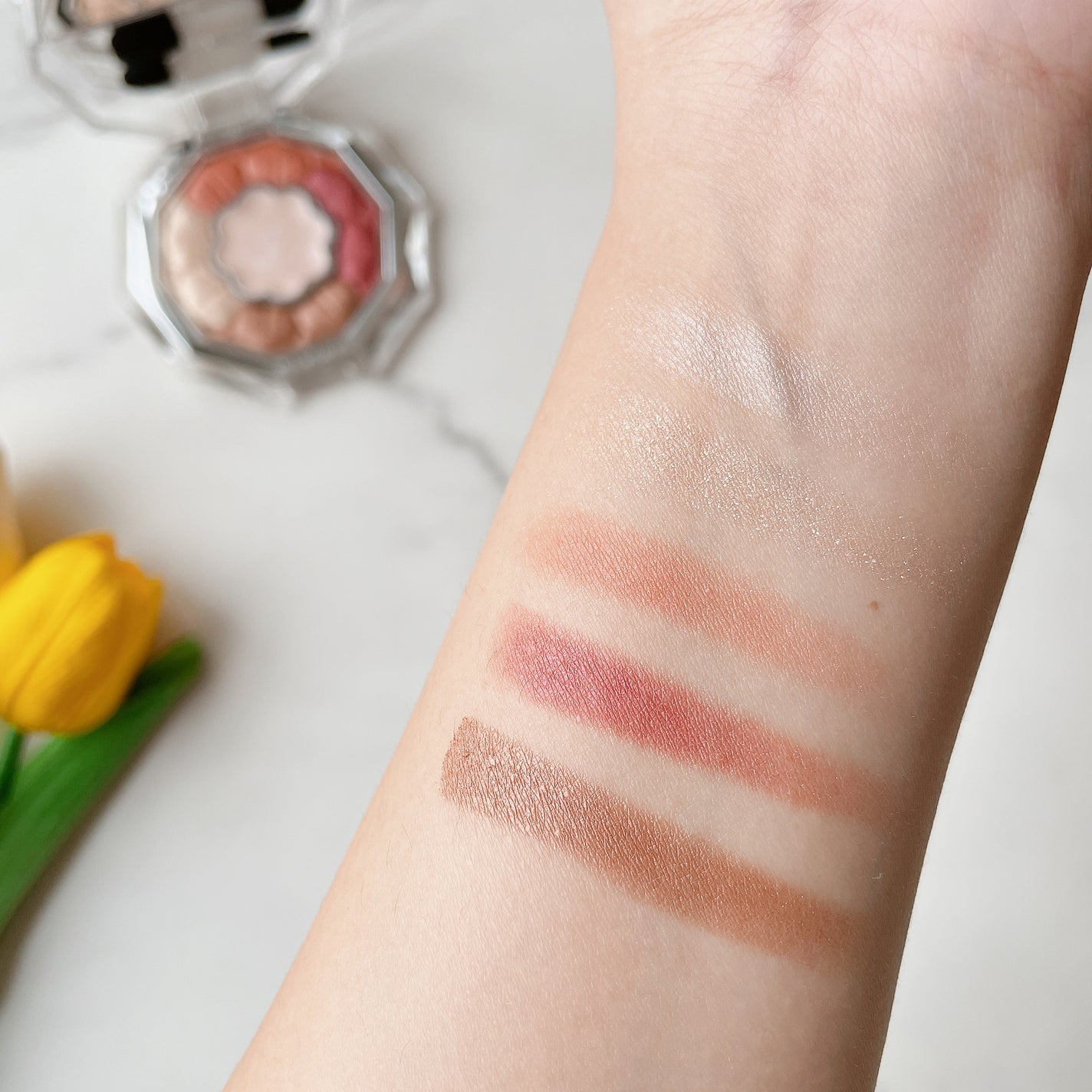 ジルスチュアート ブルームクチュール アイズ/JILL STUART/アイシャドウパレットを使ったクチコミ(3枚目)