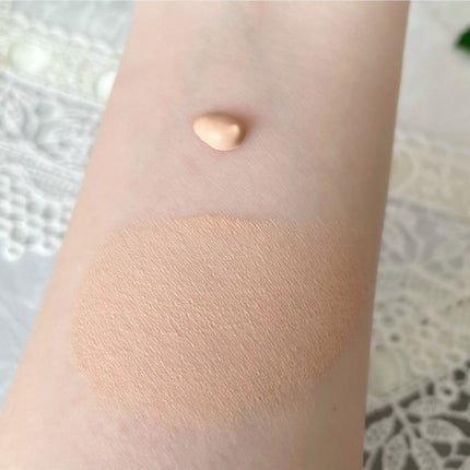 フローレス ルミエール ラディアンス パーフェクティング ファンデーション/ローラ メルシエ/リキッドファンデーションを使ったクチコミ(2枚目)