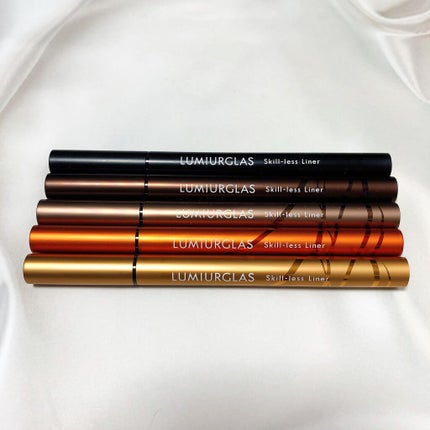 スキルレスライナー/LUMIURGLAS/リキッドアイライナーを使ったクチコミ(1枚目)