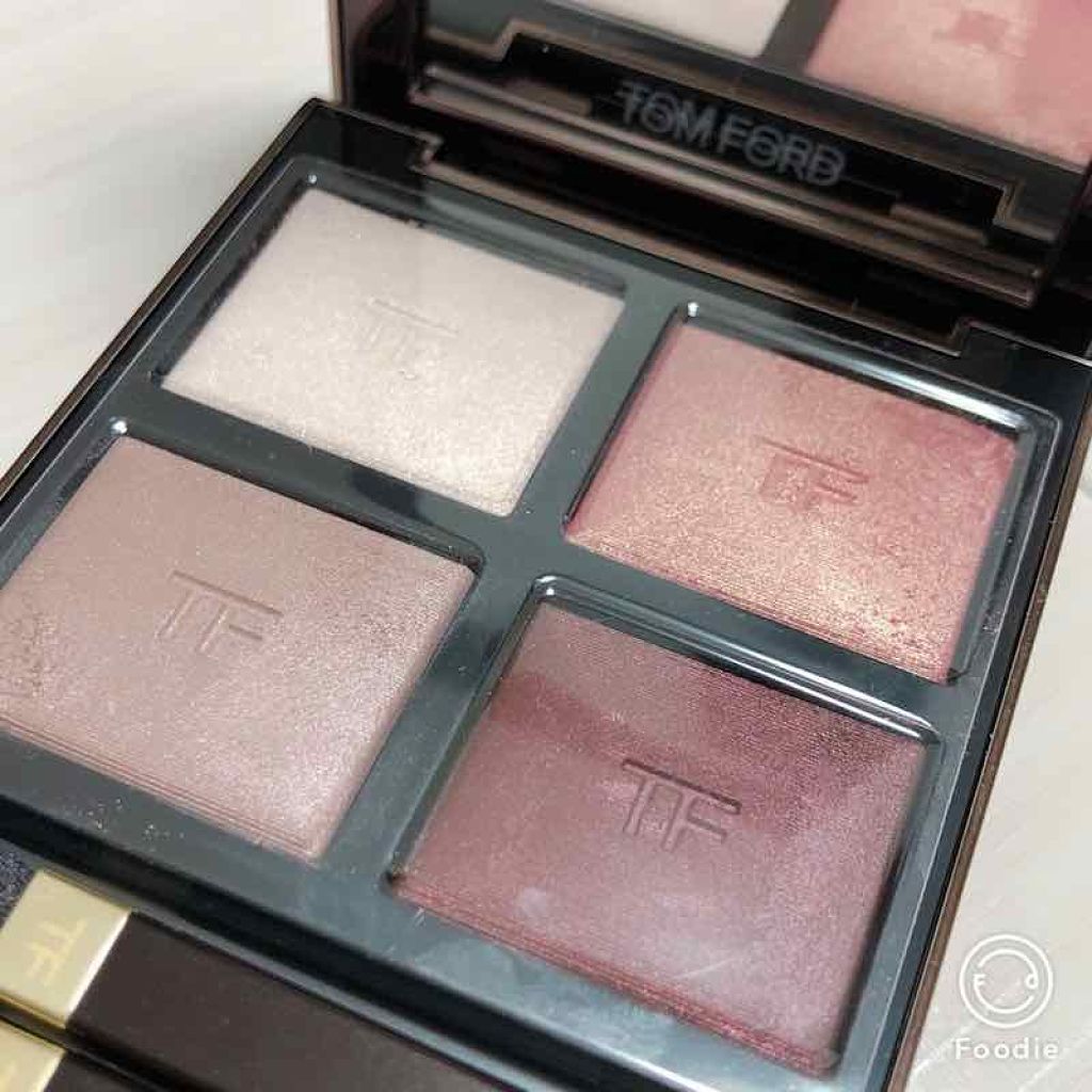 アイ カラー クォード/TOM FORD BEAUTY/アイシャドウパレットを使ったクチコミ（3枚目）