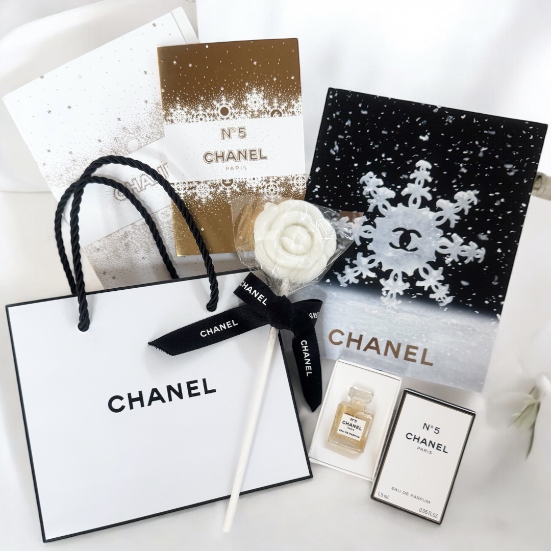 シャネル N°5 オードゥ パルファム (ヴァポリザター)/CHANEL/香水(レディース)を使ったクチコミ（1枚目）