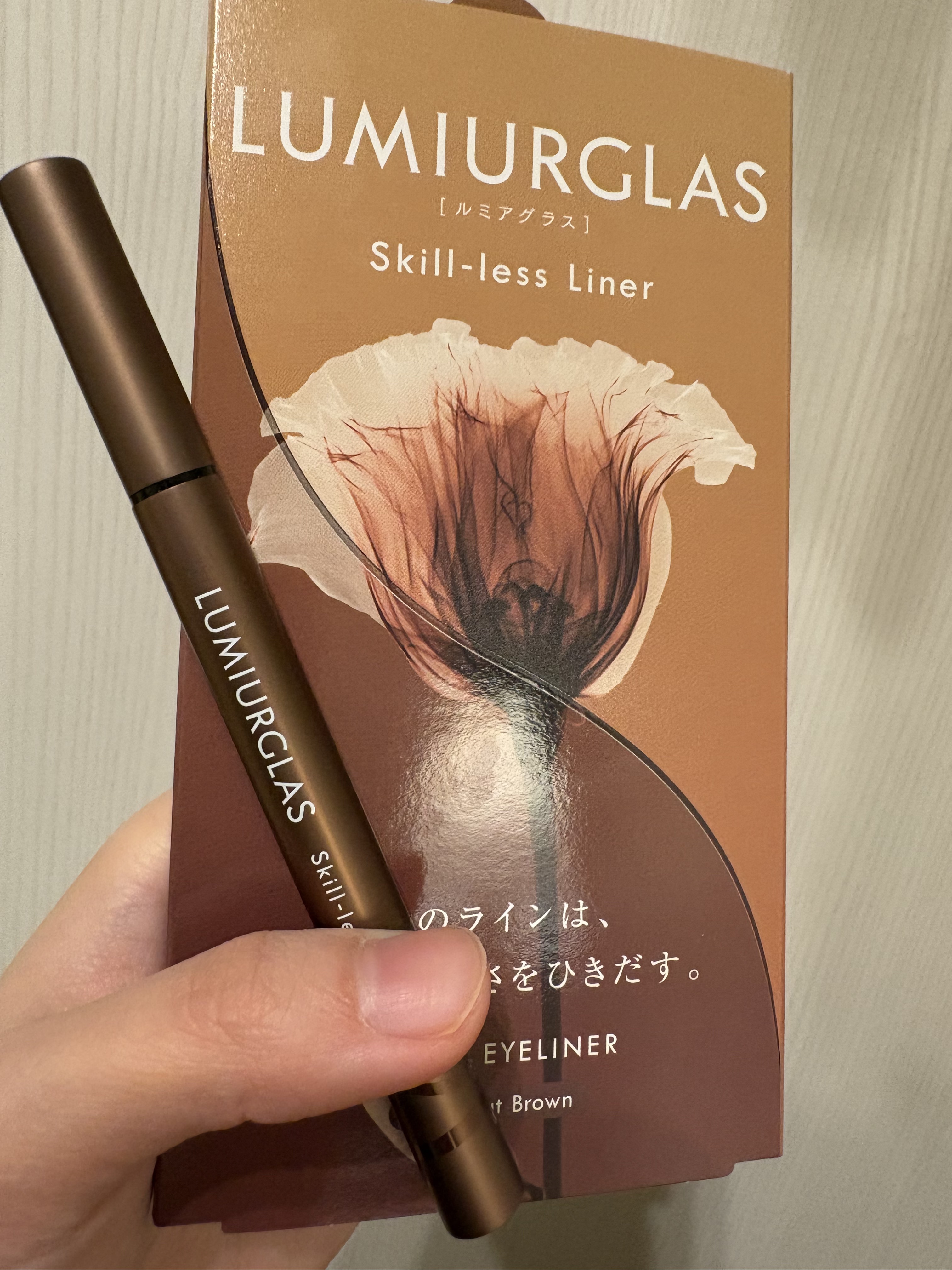 スキルレスライナー/LUMIURGLAS/リキッドアイライナーを使ったクチコミ（1枚目）