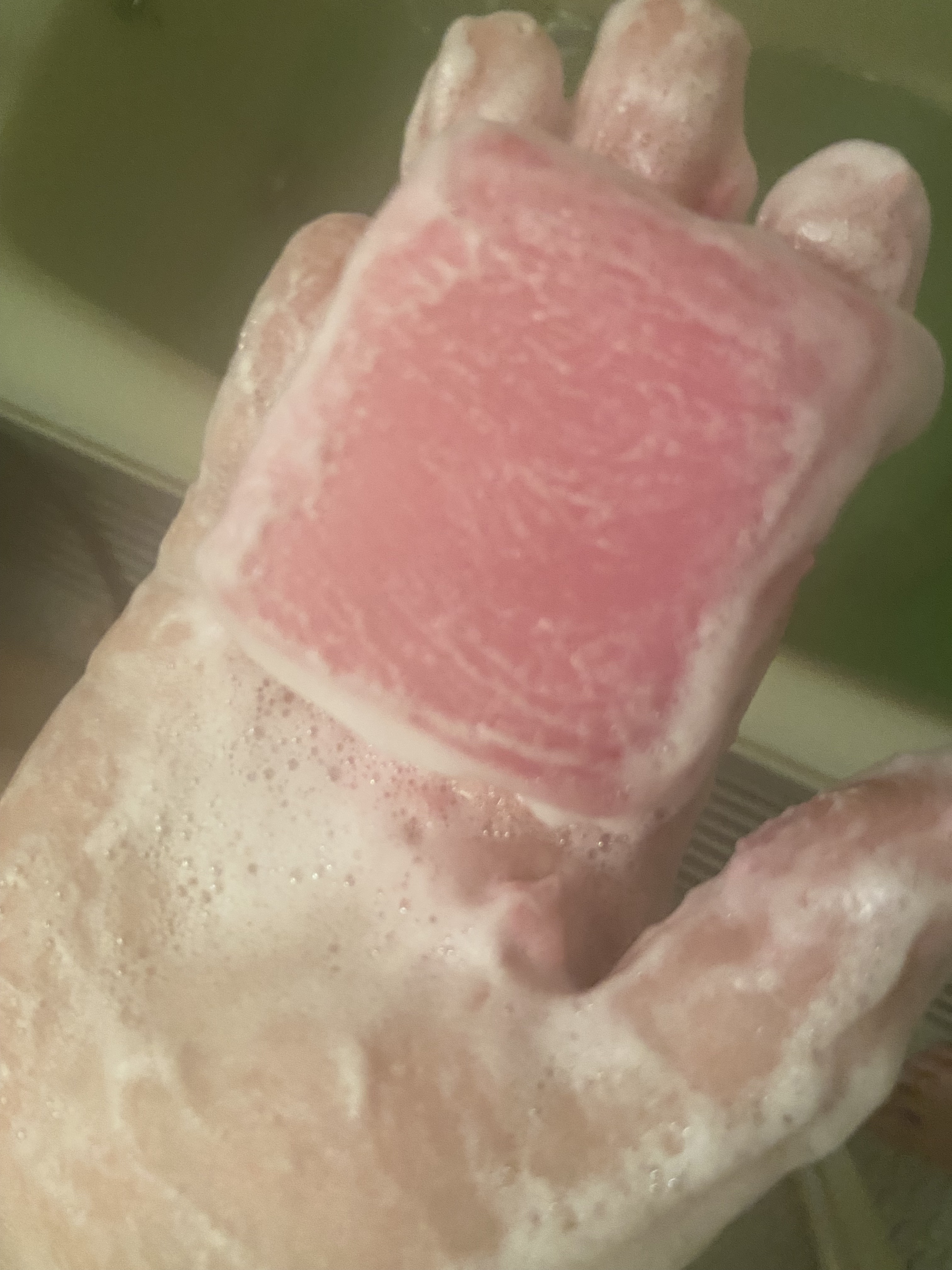 シャンプー バー ピンカリシャス/Ethique/市販シャンプーを使ったクチコミ（2枚目）