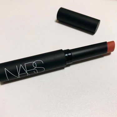 NARS ピュアマットリップスティック 3503


大人っぽいベージュリップを探していて約一年前に購入した物になります。

ベージュといっても白や黄味がかったものでなく、パッと見ローズベージュの様な深