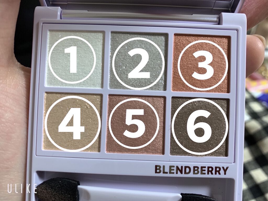 オーラクリエイション 104 ホワイトベリー＆フローズンピンク(ホリデー限定カラー)/BLEND BERRY/アイシャドウパレットを使ったクチコミ（2枚目）
