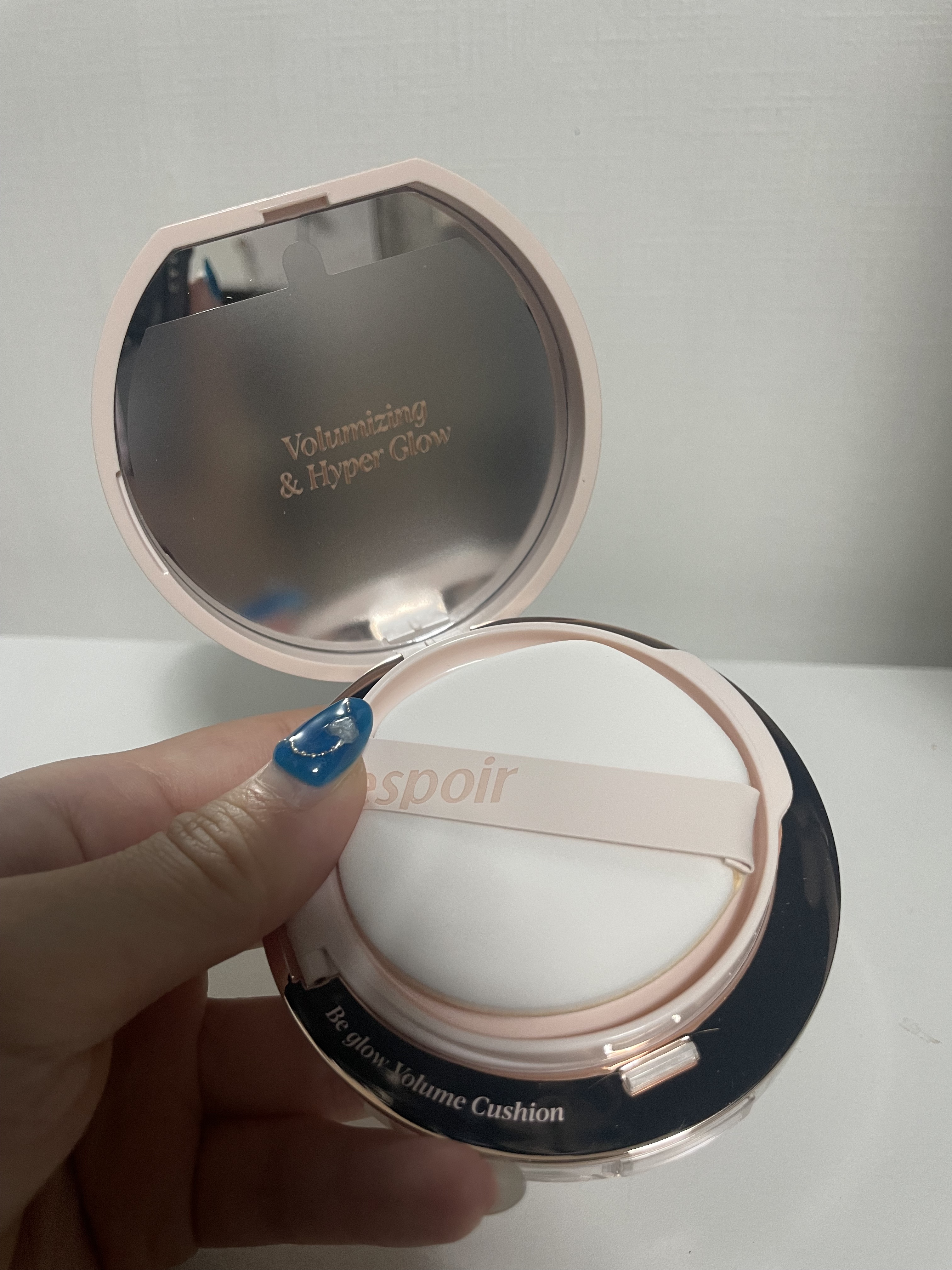 エスポア ビーグロー ボリュームクッション 20 バニラ/espoir/クッションファンデーションを使ったクチコミ（2枚目）