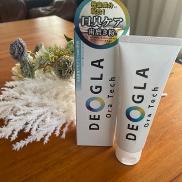 DEOGLA Ora Tech （デオグラオーラテック）を使ってみました♪


爽やかな香味でスッキリと感じています。
泡立ちが控えめなので磨きやすいです。

ちょっと贅沢な歯磨き粉。
私は朝を中心に使