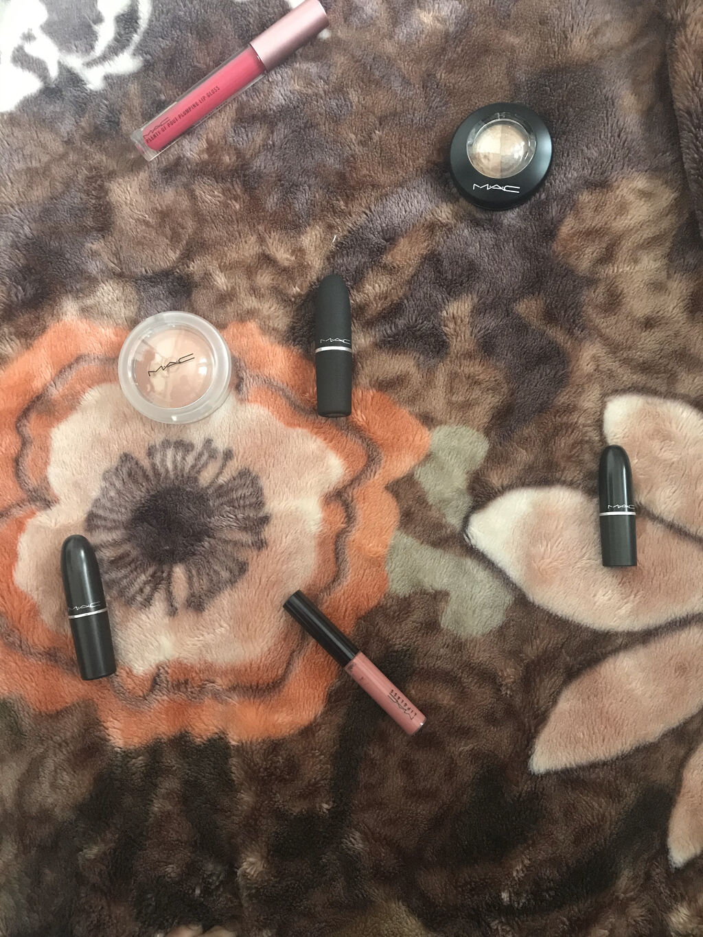 パウダーキス リップスティック レヴァレンス/M・A・C/口紅を使ったクチコミ（2枚目）