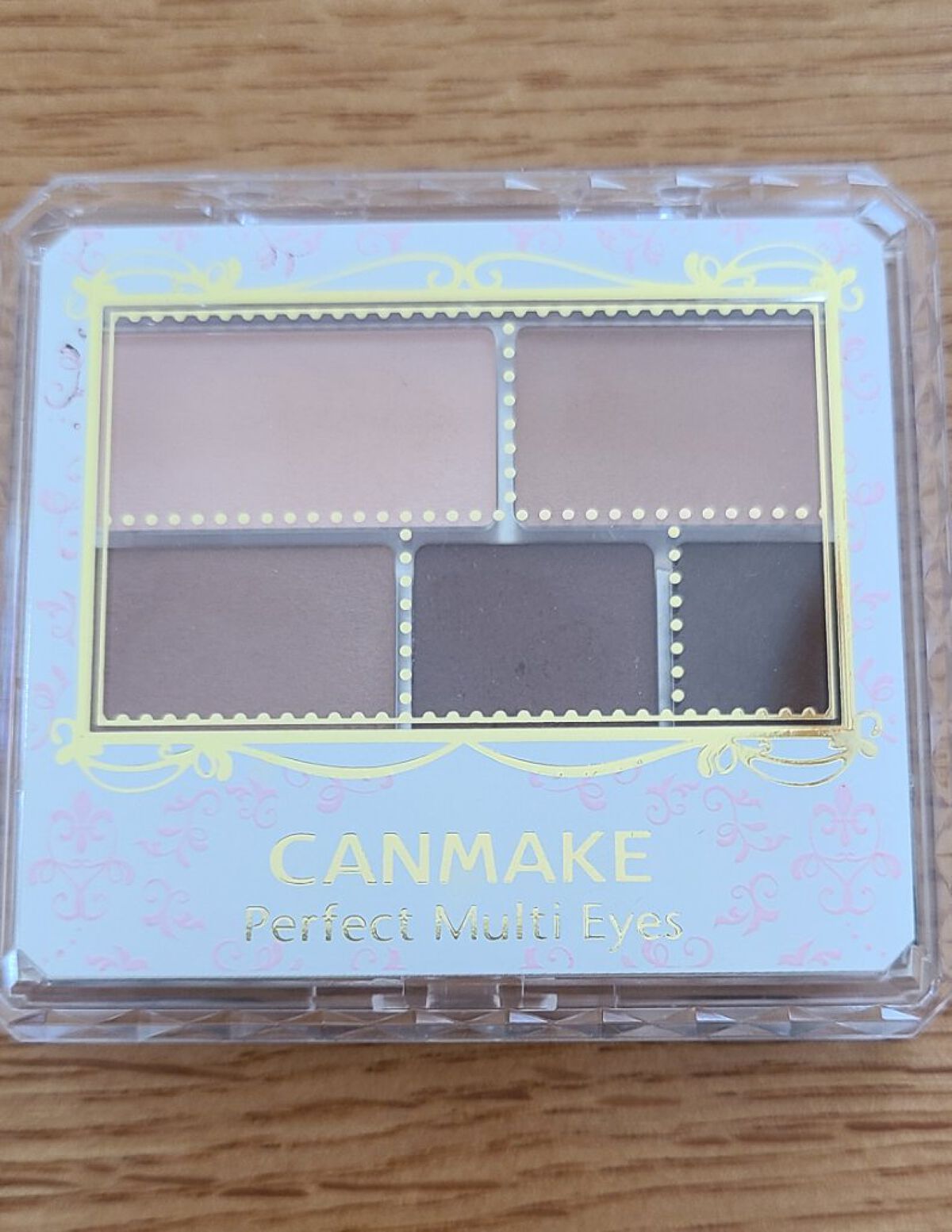 パーフェクトマルチアイズ/キャンメイク/アイシャドウパレットを使ったクチコミ（1枚目）