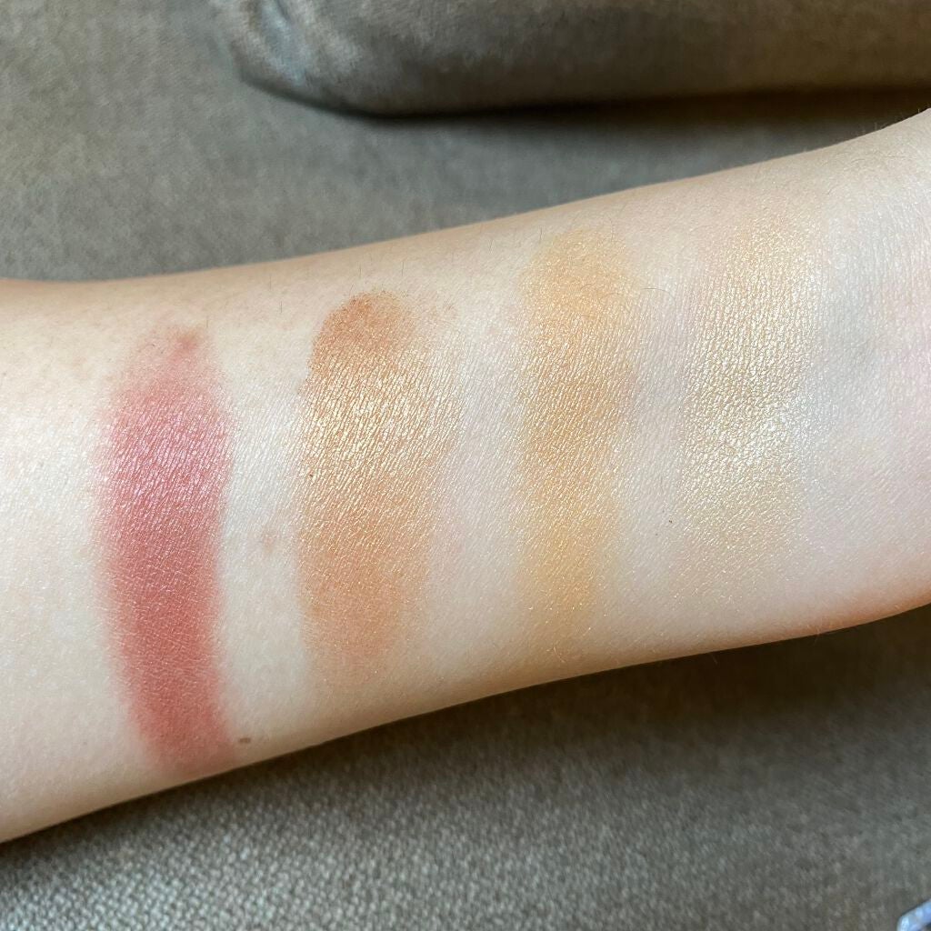 リアルクローズシャドウ/excel/アイシャドウパレットを使ったクチコミ(3枚目)