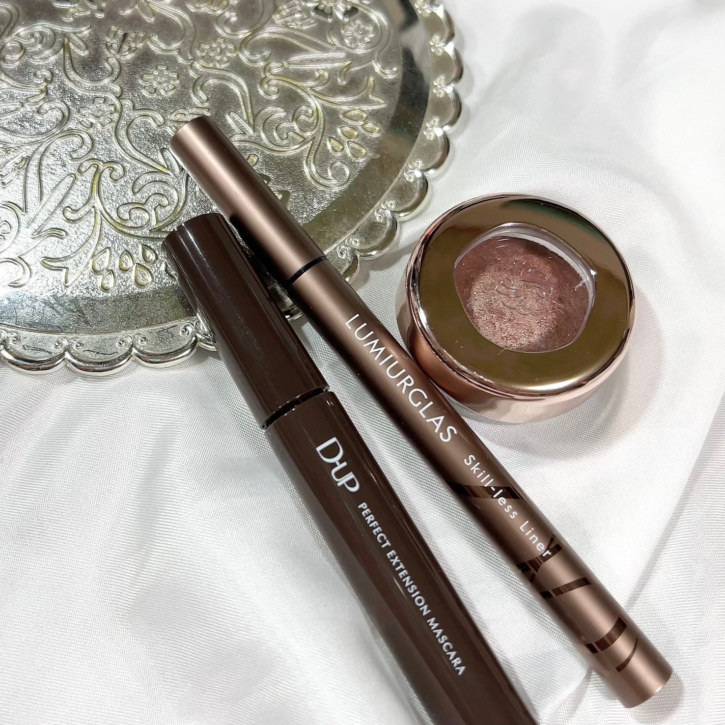 スキルレスライナー/LUMIURGLAS/リキッドアイライナーを使ったクチコミ(7枚目)