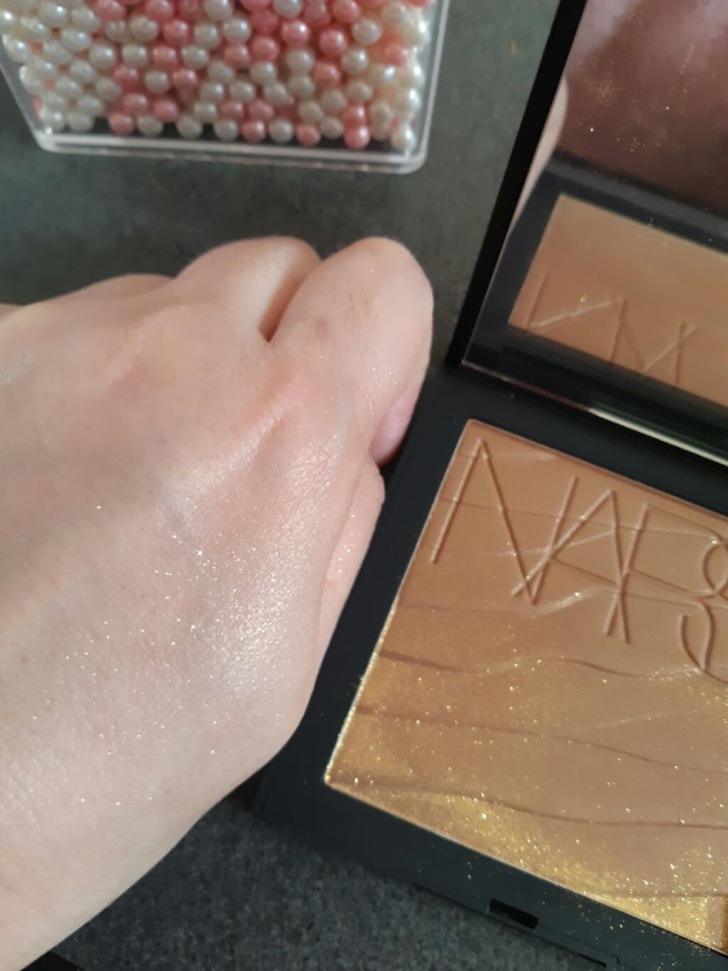 ボーン ディス ウェイ ザ ナチュラル ヌード アイシャドウ パレット/Too Faced/アイシャドウパレットを使ったクチコミ(3枚目)