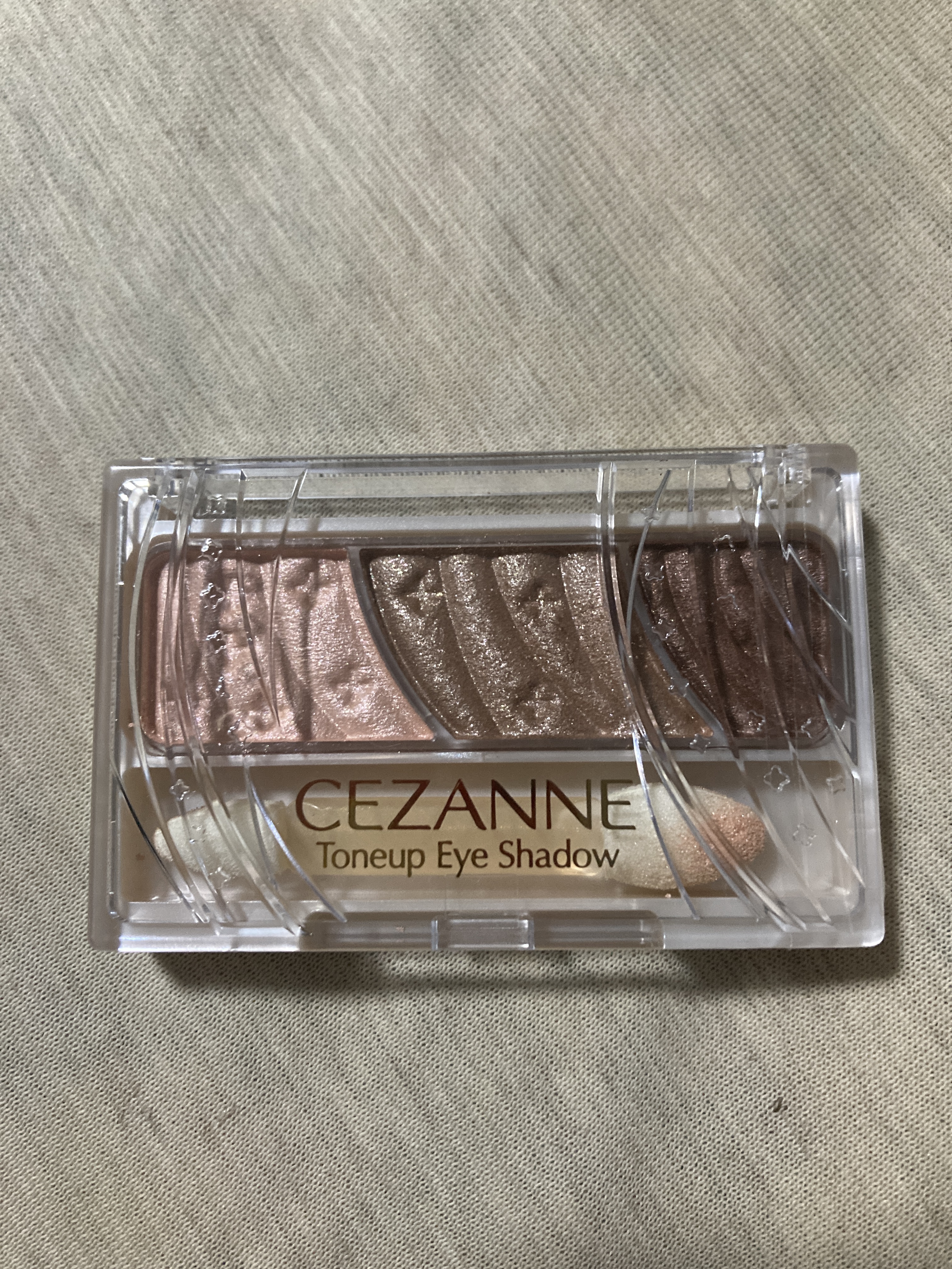 トーンアップアイシャドウ 11 トープブラウン/CEZANNE/アイシャドウパレットを使ったクチコミ（1枚目）