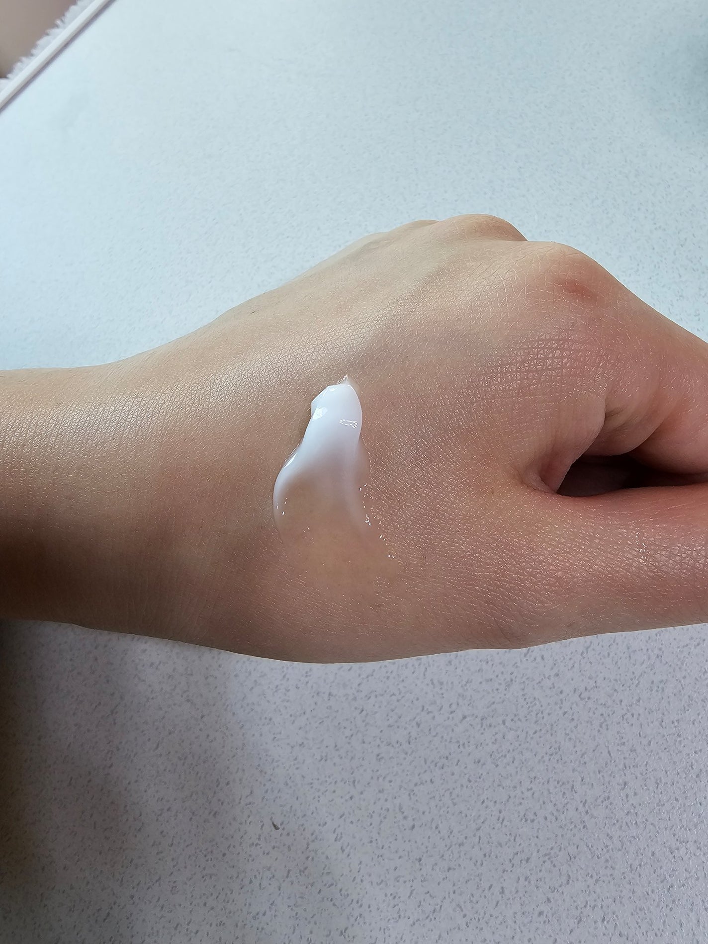 ピュアアルテミシア カーミングウォータークリーム/HANYUL(ハンユル)/フェイスクリームを使ったクチコミ(2枚目)