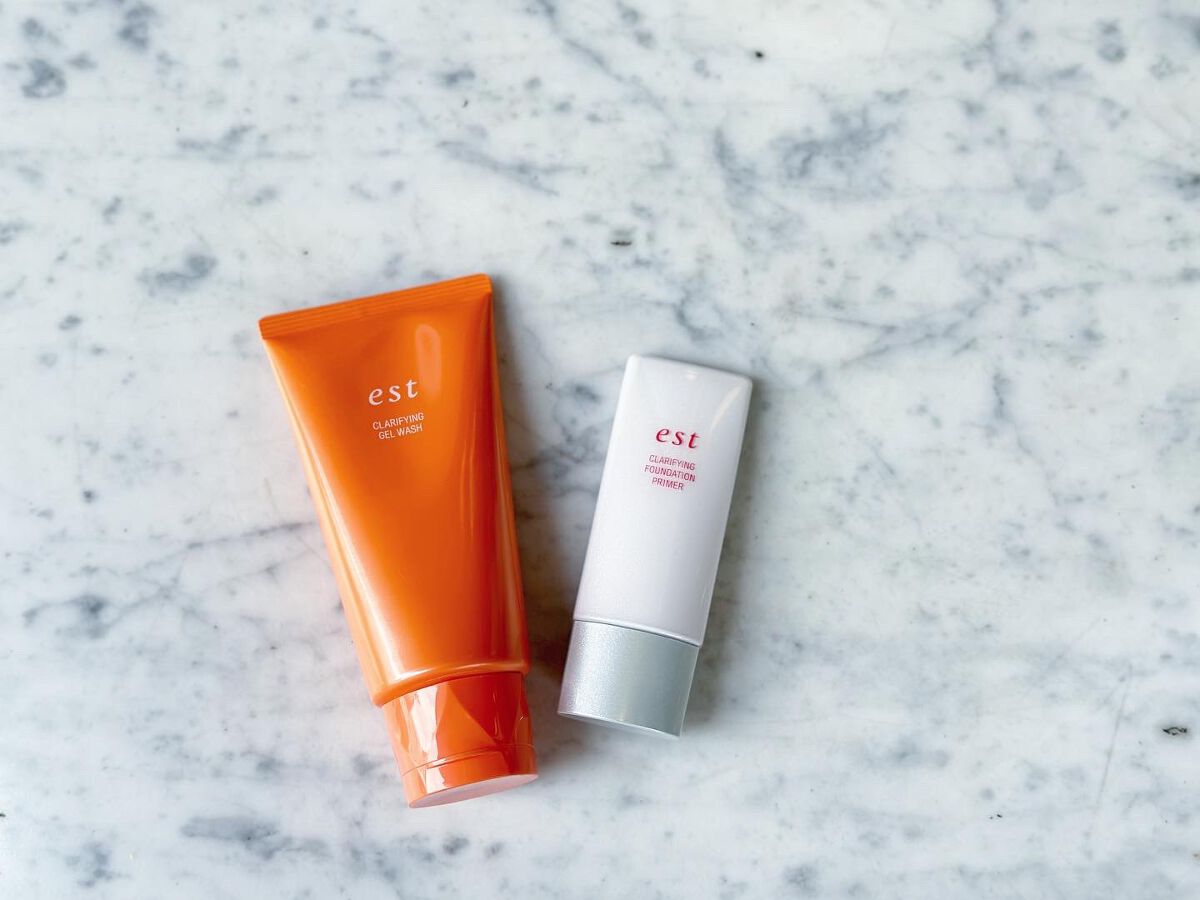 この春夏は角栓ケアをしてくすみのないお肌へ 

そもそも夏は角栓が増え、太陽光を浴び、角栓が酸化することで顔がくすむそう
そんな時に使いたいestのクラリファイイング商品。

#クラリファイイングジェルウォッシュ
3/4発売　130g 4,