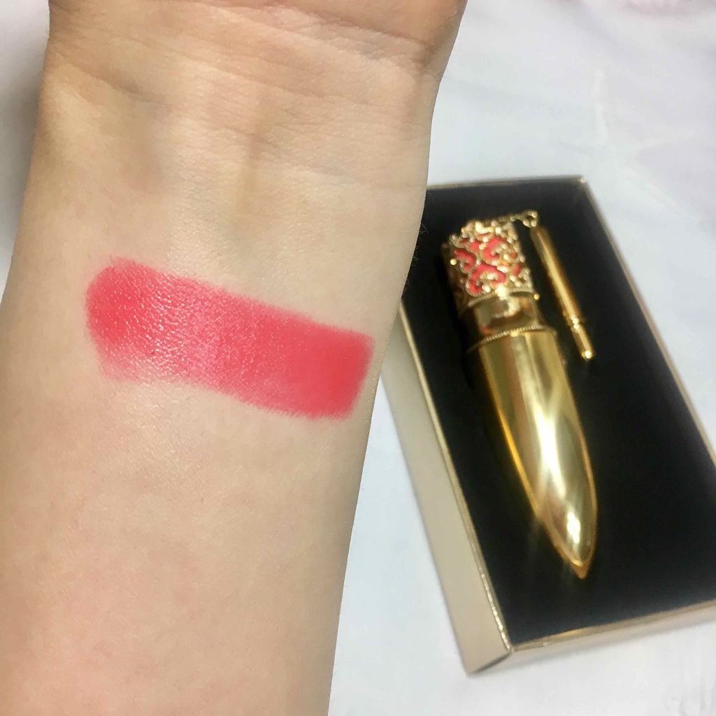 ラグジュアリーリップルージュ/The History of 后(Whoo)/口紅を使ったクチコミ(2枚目)