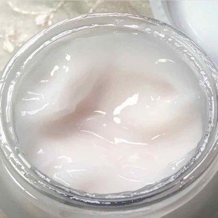 ローズウォーター スリーピングマスク/FEMMUE/フェイスクリームを使ったクチコミ(2枚目)