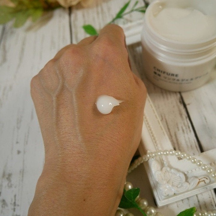 薬用 リンクルジェルクリーム/ちふれ/オールインワン化粧品を使ったクチコミ(5枚目)