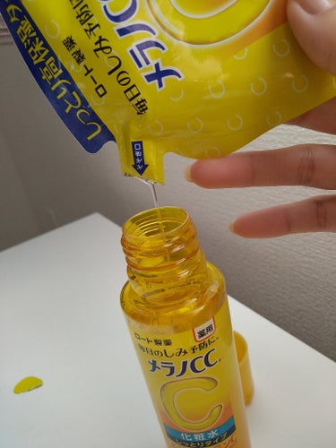 メラノCC 薬用しみ対策 美白化粧水 しっとりタイプのクチコミ「【メラノCC　薬用しみ対策 美白化粧水 しっとりタイプ】

高浸透ビタミンC誘導体が配合されて.....」（2枚目）